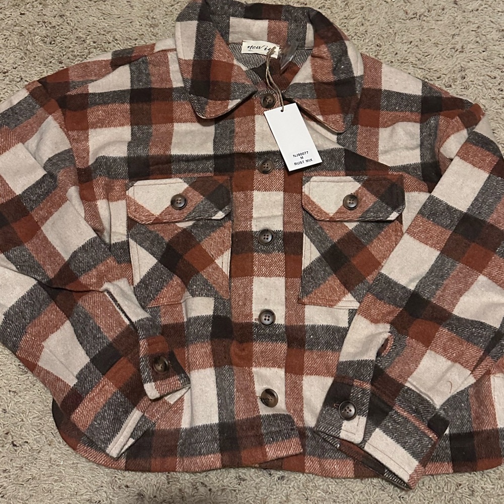 NWT lightweight plaid jacket in Medium